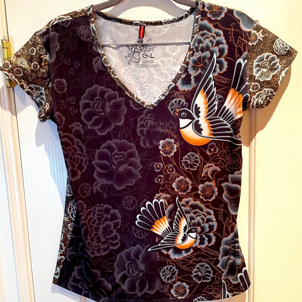 Cute stretchy T-Shirt from Mexican brand AY- GUEY